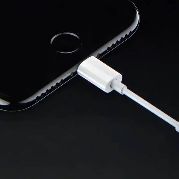 Adaptador Lightning Para iPhone A Jack 3.5mm Para Audifono